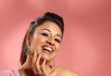 Paridhi Sharma Instagram - To be natural is such a challenging pose to keep up. #photoshoot #newlook #beexperimental #thenewme #pink #posing Rest all three looks Exclusively styled by @styedbymohitkapoor @kapoormohit888 Wearing @kazi.samira Photography @maanoj77 Hair & Makeup @beautybythebeastt Styling Asst @anitamallik3020 Footwear by @footfuel_ PR @teamgolecha