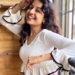 Paridhi Sharma Instagram - The healthiest response to life is joy.. #joy #life #perspective #bepositive