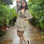 Paridhi Sharma Instagram - Darling,Don’t let anyone ever dull your sparkle... #green #selflove #nature #smile #pose #posing #actress