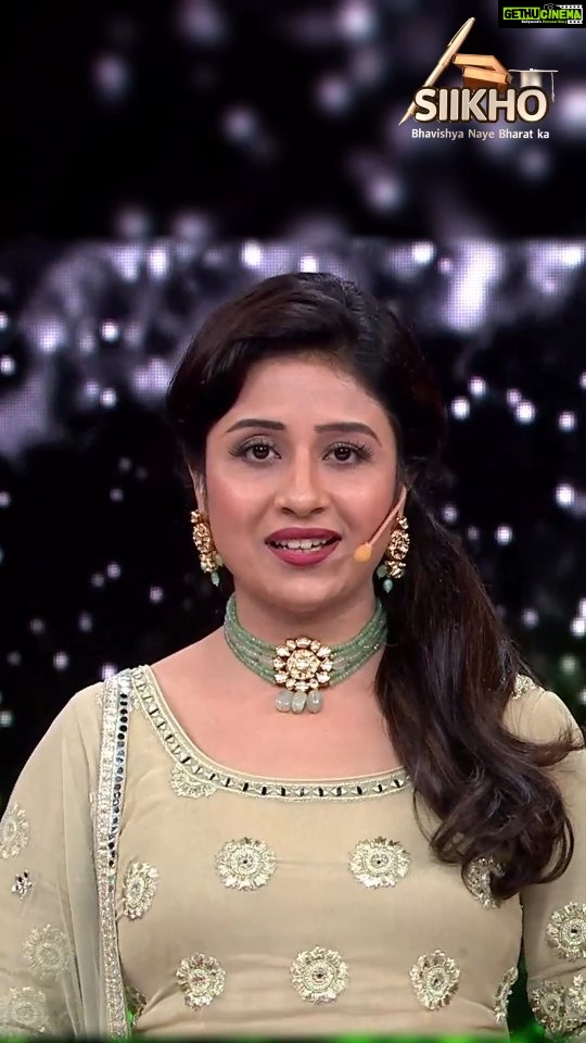 Paridhi Sharma Instagram - From Fiction to Reality... Nailing it in every Role.. Our very Beautiful And Talented Host Paridhi Sharma Stay Tuned to watch her new avatar for the very first time on a show with a different Character imaging herself with her own personality on Siikho "Bhavishya Naye Bharat Ka" only on DD National