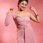 Paridhi Sharma Instagram - Follow your dreams, they know the way.. #dreamer #photoshoot #newlook #posing #actress #instapic #pink #camerafriendly #smile Exclusively styled by @styedbymohitkapoor @kapoormohit888 Wearing @kazi.samira Photography @maanoj77 Hair & Makeup @beautybythebeastt Styling Asst @anitamallik3020 Footwear by @footfuel_ PR @teamgolecha