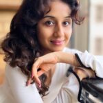 Paridhi Sharma Instagram - The healthiest response to life is joy.. #joy #life #perspective #bepositive