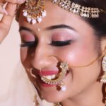 Paridhi Sharma Instagram - I believe in Me 🌸 #photography #ethnicwear #grace #indianlook #pics #insta #modeling #acting Exclusively styled by @styedbymohitkapoor @kapoormohit888 Wearing @frontierphagwara Photography @maanoj77 Hair & Makeup @beautybythebeastt Styling Asst @anitamallik3020 Footwear by @footfuel_ PR @teamgolecha