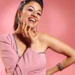 Paridhi Sharma Instagram - Treat yourself like someone you love. #pictures #newlook #modeling #acting #photoshoot #pink #smile #posing Exclusively styled by @styedbymohitkapoor @kapoormohit888 Wearing @kazi.samira Photography @maanoj77 Hair & Makeup @beautybythebeastt Styling Asst @anitamallik3020 Footwear by @footfuel_ PR @teamgolecha