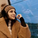 Parineeti Chopra Instagram - Trains. Chocolates. Chocolates in coffee. Chocolaty new year. 🍫🥳 Belgium, Europe