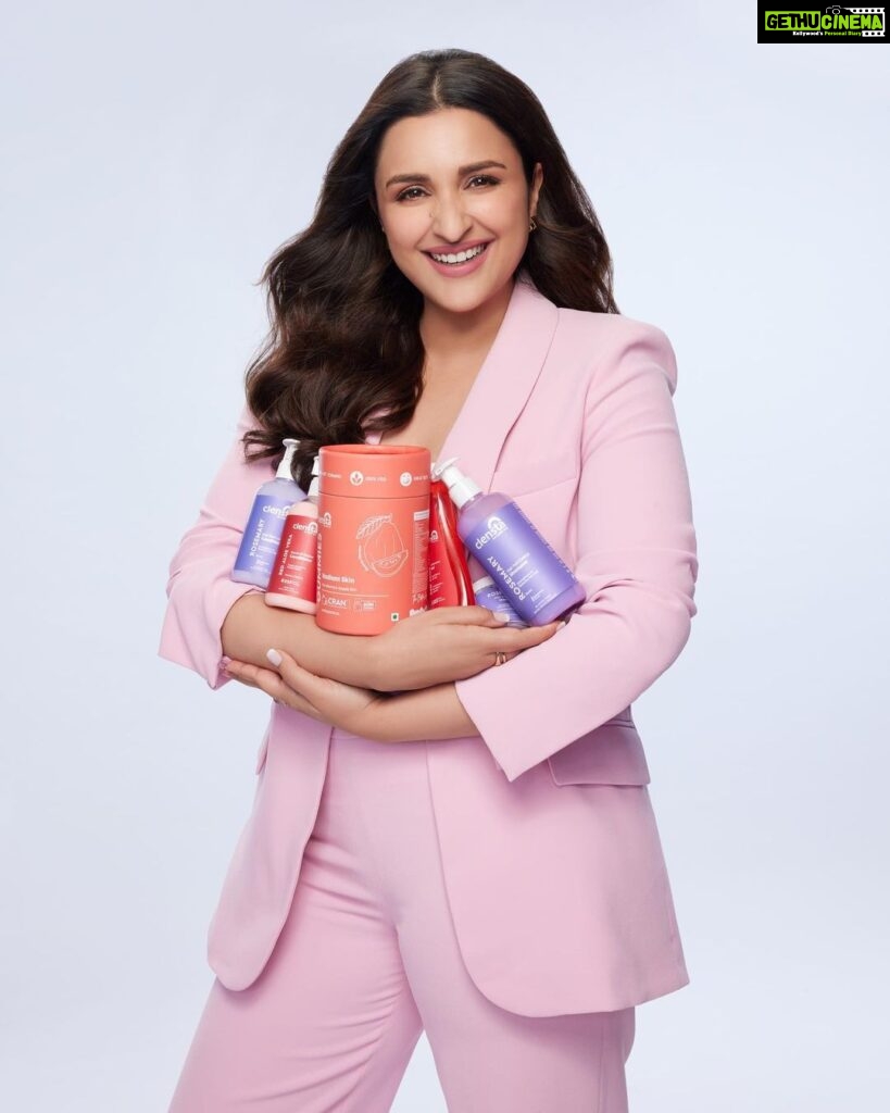 Parineeti Chopra Instagram - The time has come, to do it all! 💥💪 The past 8 months have been an absolute roller coaster… I have made some significant changes in my career .. (and life 😘) Positive, new, pattern breaking, gutsy, impactful and meaningful for me. Now, I’m finally getting to do something that I have been wanting to do for 4 years but needed the right team to do it with. My education and business background have always made me want to do more than just act; and I’m glad my crazy team and I, now have the same vision for my dreams.😍 I’m super excited to announce my brand new journey as an Investor and Partner at @clensta_official! I decided to partner with them for just one simple reason - they are making products that no one else is. Ever heard of Waterless Bathing or Shampooing? 😁 Unseen, brand new, innovative. Over the next few weeks we will introduce you to the world of Clensta and the stuff we have been working on .. its gonna blow your mind (Just as it blew mine)! So excited to have you guys join me in this crazy phase and to be a part of my passion project!
