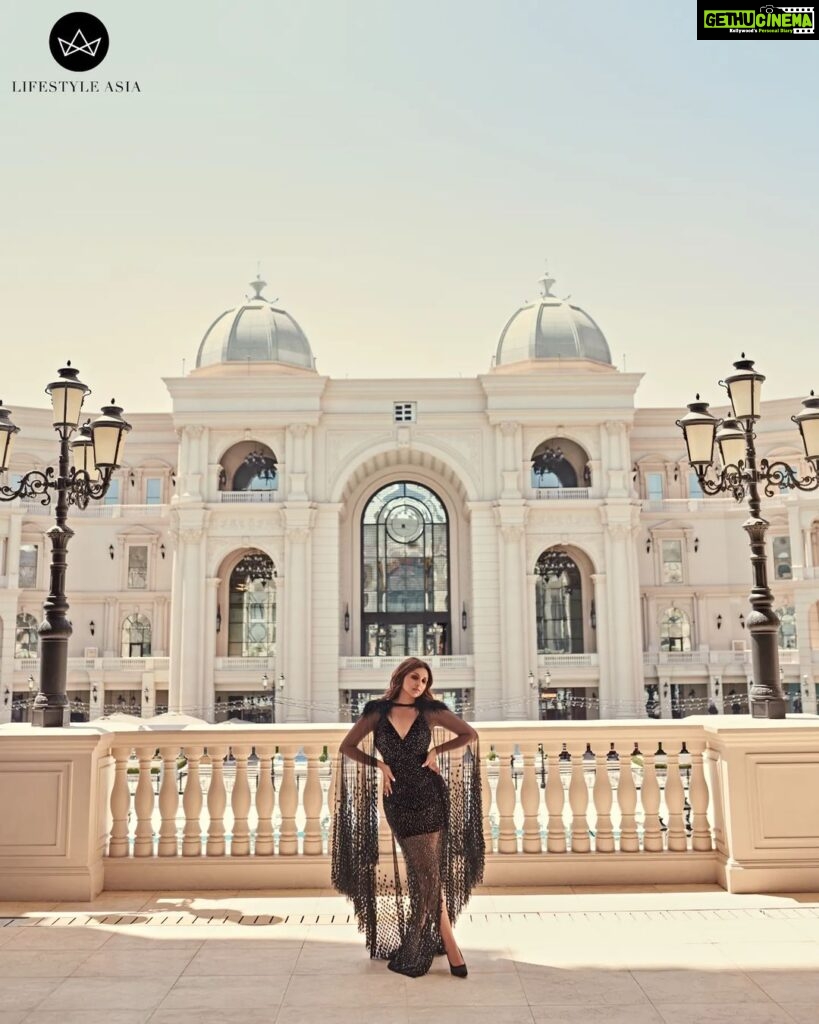 Parineeti Chopra Instagram - ♥️ DOHA - Qatar