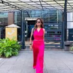 Parul Yadav Instagram - Living the life I asked the Gods for!! With my sisters and dearest friend on Dusshera!! Breaking the 9 day fast the #Yuatcha way!!! Yauatcha Mumbai