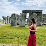 Parul Yadav Instagram – No one quite knows where these stones are from or how they got placed here but there is no denying the majestic grandeur of @stonehenge
.
.
.
#london🇬🇧 #stonehenge #salisbury #wiltshire #uk #england #heritage #stone #archaeology #parulyadav #londondiaries #london Stonehenge