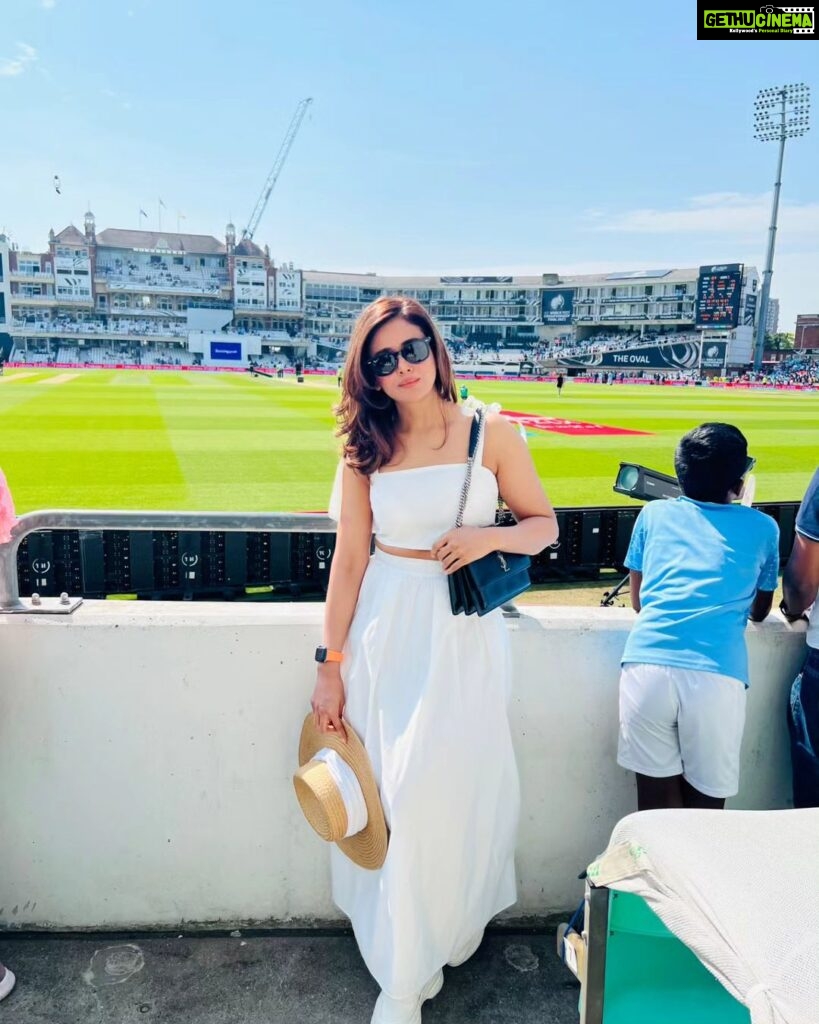 Parul Yadav Instagram - Invoking the Gods to power our boys!! END THE DROUGHT!! #INDvAUS #WTCFinal2023 #WTCFinal #WTC23 #TeamIndia The Oval Cricket Ground