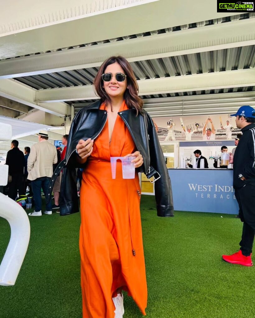 Parul Yadav Instagram - #IndVsAus #wtc23 🧡 Oval Cricket Ground