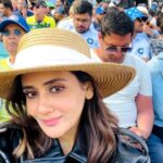 Parul Yadav Instagram - Nothing quite like watching cricket in England!! ‘‘Twas a tough day at the office for the boys though!! Never mind we will prevail! #wtcfinal #wtc23 #indvsaus #Theovalstadium
