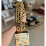 Parul Yadav Instagram - It is in the nature of life to flow.. to ebb and tide.. my sincere thanks to the organisers for this honour!! #Satyajitrayawards Styled by: @eshaamiin1 Outfit by: @manuriclothing Shoes By: @stevemadden Jewelry by: @chanelofficial HMU: @makeupbymahendra7 @little_hair_poetry Shot by: @prashant.photography #SatyajitRayIconCinemaAward2022 #SatyajitRayIconCinemaAward #Satyajitrayfilms #SatyajitRay #Award #Award2022 #Film #Filmmaker #Filmmaking #Awards #Indiancinema #Cinema #Grateful #Blessed #Feelingood #Friday #Fridayvibes #Yellow