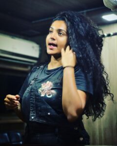 Parvathy Instagram - Thirties eh… now I get the hype! 🦁 
It’s getting good🫰🏾

📸 @bheegaran