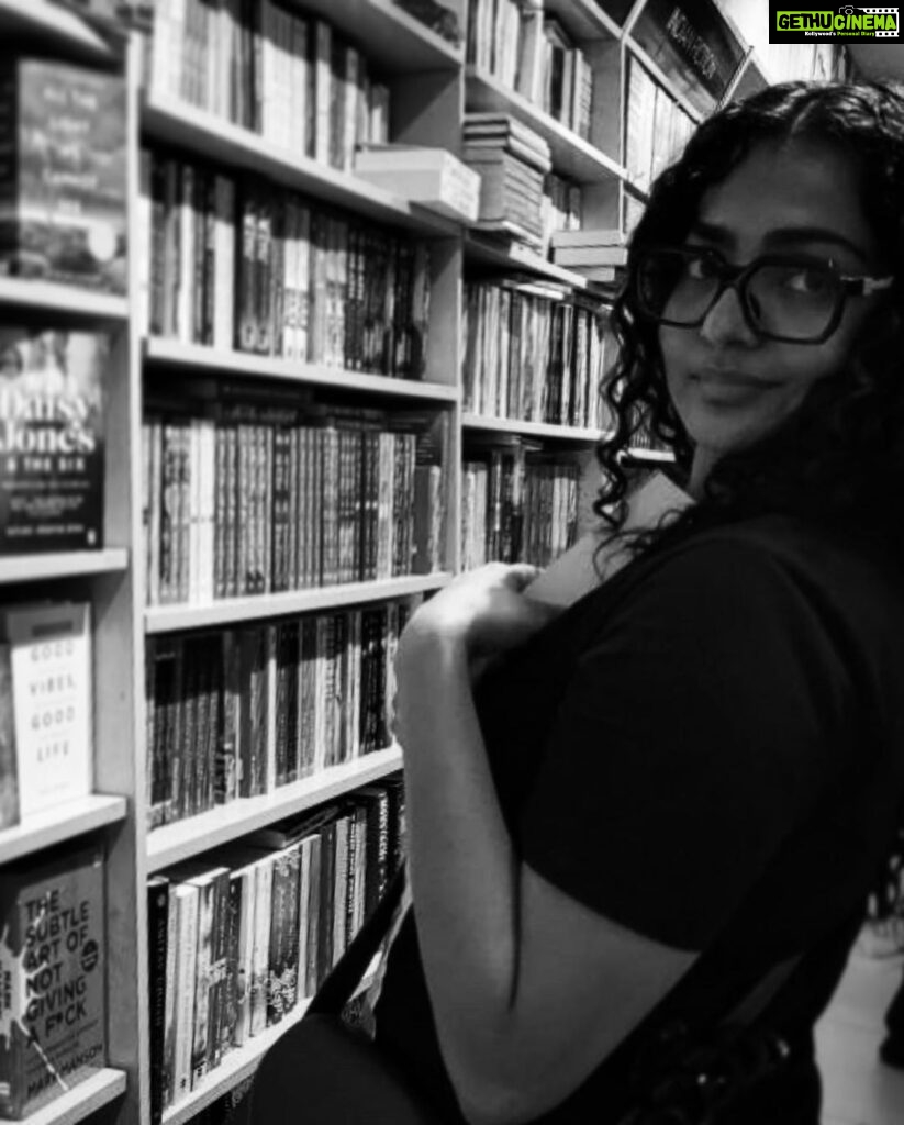Parvathy Instagram - On delicious loneliness and falling in love ♥️ Candid captures by @amiebrains 😘