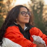 Parvathy Instagram - No filter Sunday morning joy captured so beautifully (as always) by @bheegaran 🌝