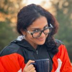 Parvathy Instagram - No filter Sunday morning joy captured so beautifully (as always) by @bheegaran 🌝