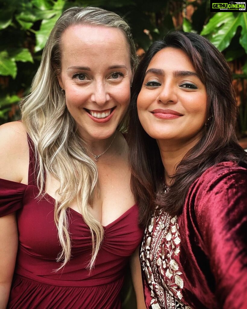 Parvathy Instagram - Together for our darling T’s wedding! Yep we totally planned and coordinated our outfits! #unofficialbridesmaids 😂 @abradford786 we clean up good! 💃🏽♥