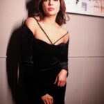 Parvatii Nair Instagram - Can you help me pick the best 🖤