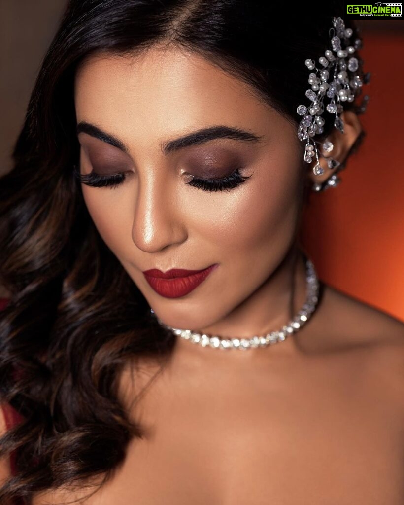 Parvatii Nair Instagram - Love these ❤️❤️❤️ Do you ? RED DRESS Styling & Concept @soigne_official_ Photography @gk_.photography._ Makeup @makeupbyvaishalikrishnan Hairstylist @loki_makeupartist Outfit @label_natalia_livingston