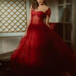 Parvatii Nair Instagram - Red alert! ‼️ Styling & Concept @soigne_official_ Photography @gk_.photography._ Makeup @makeupbyvaishalikrishnan Hairstylist @loki_makeupartist Outfit @label_natalia_livingston Retouch @sam_retouch