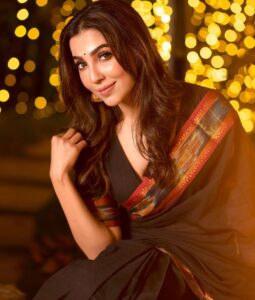 Parvatii Nair Instagram - Aspire to inspire before we expire ✨