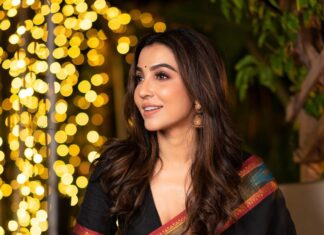 Parvatii Nair Instagram - Black swan 🦢 @murugeshmakeup_hair @farhaa_makeupartist @shri_she @chennai_jazz @sathyaphotography3 @elementsoneastcoast