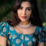 Parvatii Nair Instagram - இனிய தமிழ் புத்தாண்டு நல்வாழ்த்துக்கள்😍 Happy tamil new year fam😍