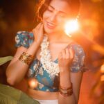 Parvatii Nair Instagram - இனிய தமிழ் புத்தாண்டு நல்வாழ்த்துக்கள்😍 Happy tamil new year fam😍
