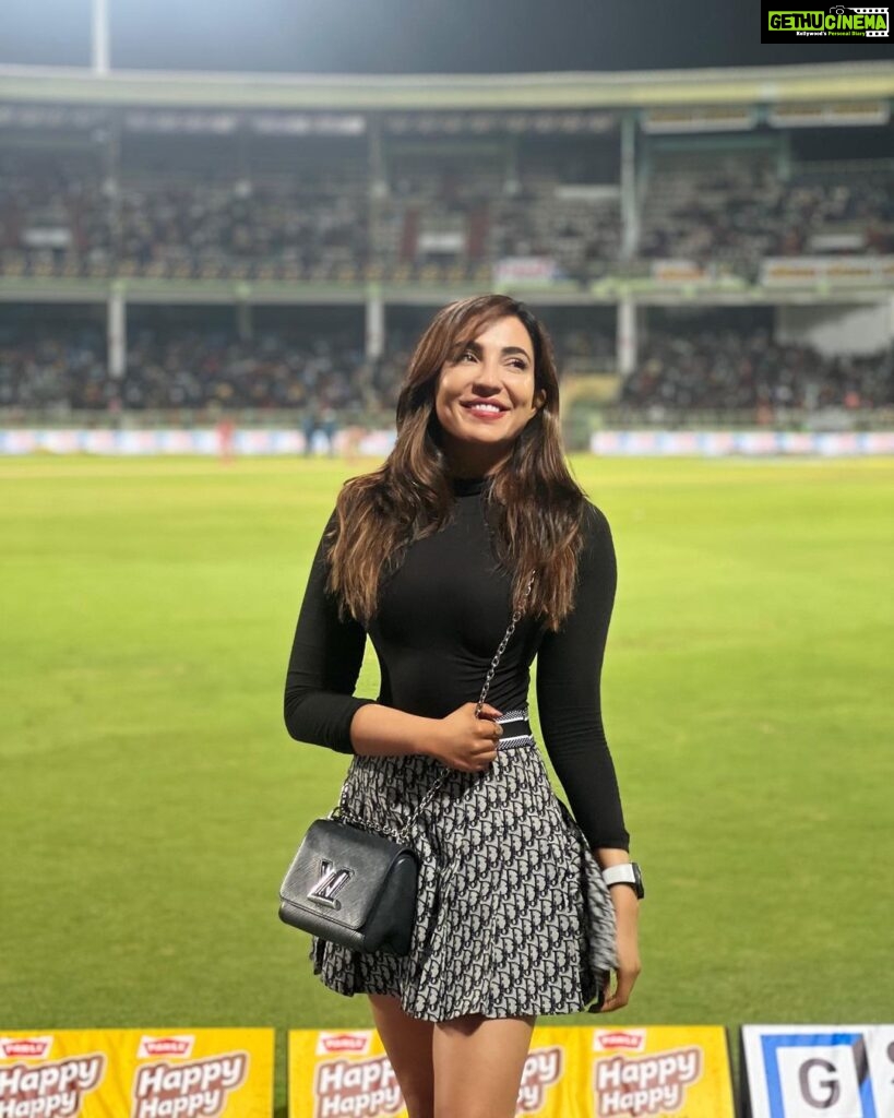 Parvatii Nair Instagram - The CCL is here! The only thing better than cricket is your favourite stars playing cricket! Join us and the rest of India and let’s play together on FAIRPLAY- India’s most popular and trusted betting exchange. @fairplay_india @cclt20 Register today, win everyday 🏆 #ccl #celebritycricketleague #cricketfans #cricketlovers #fairplay #fairplayclub #fpclub #fairplayindia #playandwin #winmoney #wineveryday #bonus #instantwithdrawals #ipl #t20cricket