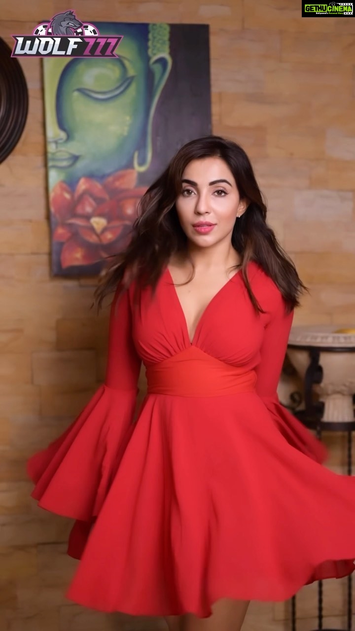 Parvatii Nair Instagram - No fun in life without games? Look no further than @wolf777exchange 🏏, Now don’t just watch cricket, Play it! 🤑Ready to dive into the fun of 1000+ Sports & Casino Games? Visit Wolf777.co to experience excitement like never before. 🤑Join us now by registering on www.wolf777.co 🏆Win and show the World what you’re made of! 🤑Get a fantastic 10% bonus on deposit you make! Simply use the referral code ( WOLFBONUS ) to avail of the bonus. ➡️Register now through the link in our bio or contact us via WhatsApp at Given Number Below https://wa.me/919972683181 https://wa.me/918082009711 #sports #cricket #winbonus #register #football #tennis #unlimited #document #safe #secure #wolf777exchange #easy #bonus #reels #instaforreel #growthforyou #Ad #wolf777 #collaboration #wolfbonus *local state rules apply *