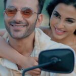 Parvatii Nair Instagram - @kumarsanuofficial DIL BHI RONE LAGA💔 OUT NOW Ft. @alimercchant @paro_nair Watch the whole video @unitedwhiteflag @kumaarofficial @sushantrinkoo @sushantshankarofficial @jitin.agrawal.5 @talesararajesh @ramjigulatiofficial @parulchawla9 @purple.star.entertainment @picturenkraftofficial @doprahularora @editorvarunarora @doctorvfx @tanisharoraofficial @rajmakeup1 @john_02official @dhartigulati @f1digitialsstudio @snehal_67 @mr_hit_music @drdeepmusic @laynus_correa