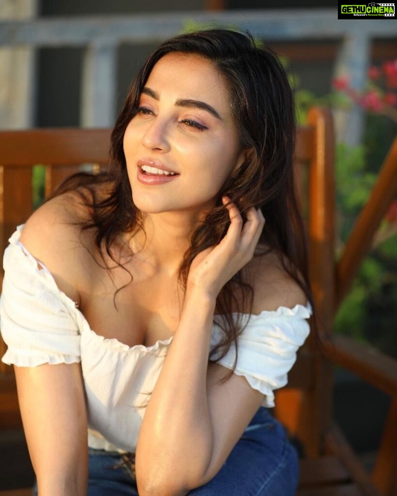 Parvatii Nair Instagram - How about some sunshine ☀ ❤