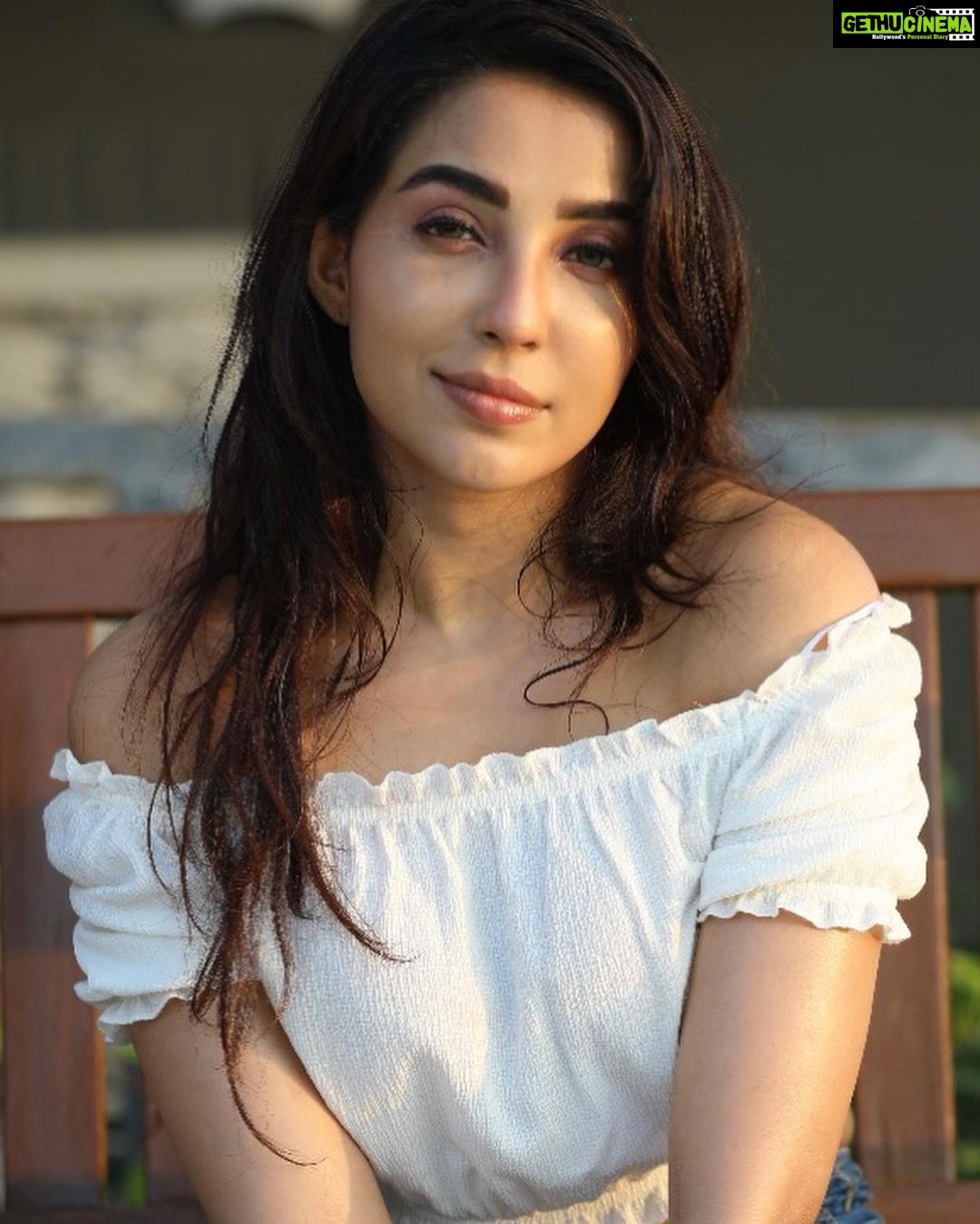 Parvatii Nair Instagram - How about some sunshine ☀️ ❤️
