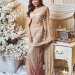Parvatii Nair Instagram - For @teach_for_change with Shaadi by Marriott Presented by @theantoraofficial Powered by @ftvsalon.banjarahills.hyd Co powered by @argentumartshyderabad Outfits: @varunchakkilam Jewellery: @hiyajewellers Footwear: @rapport_shoes Makeup: @vibhu_makeupartist Styled by @officialanahita Photography: @shreyansdungarwal Co hosted by @westinhyderabad Sponsored by @aryanajevents Ground Transport: @mercedesbenzsilverstar Decor: @minttusarna #teachforchange2023 #shaadibymarriott