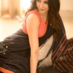 Parvatii Nair Instagram - Can I not look at you 😌🤗 @camerasenthil
