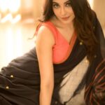 Parvatii Nair Instagram - Can I not look at you 😌🤗 @camerasenthil