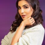 Parvatii Nair Instagram - I was not sure which one Should be the cover 😜 Styling & Outfit @soigne_official_ Photography @gk_.photography._ Makeup @makeupbyvaishalikrishnan Hairstylist @loki_makeupartist