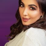 Parvatii Nair Instagram - I was not sure which one Should be the cover 😜 Styling & Outfit @soigne_official_ Photography @gk_.photography._ Makeup @makeupbyvaishalikrishnan Hairstylist @loki_makeupartist