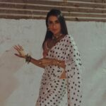 Pavitra Punia Instagram - Night life to hai nhe meri par night shoot yea ✅ #pavitraapuniya #saree #fashion #style #fashionstyle