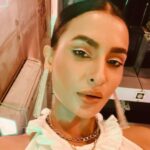 Pavitra Punia Instagram – … and just like that , this sense of styling and fashion is inbuilt. 🤍💚🖤
Xoxo ~ PP

#pavitraapuniya #fashion #style #glam #fashionista #milan