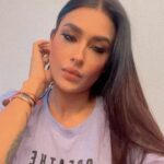 Pavitra Punia Instagram - 🛌 dukh iss baat ka hai doston ke subah jaldi uthna padta hai aur iss baat ka bhi dukh hai ke house help late aati hai aur bahot dukh hain 😶😵‍💫🤧 #pavitraapuniya #fashion #style #glam #reelsinstagram #réel
