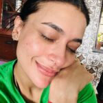 Pavitra Punia Instagram – Uploading 🫥 energy for the

#nomakeup is not make up for me because #ilovemakeup ☺️

#pavitraapuniya #grateful #fashion #style #glam
🌞