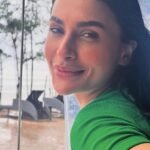 Pavitra Punia Instagram - … this weather 🌧️🏔️ 🌊 #pavitraapuniya #fashion #style #glam #me #monsoon child to nhe hu mai , par barish ki boondein 💧 achhi lagti hain ☕️ aur pakode. #thegirlwithdiamondteeth