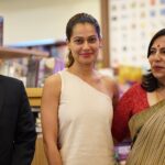Payal Rohatgi Instagram – You think you know me 🙀 Think again 🙏 

With senior advocate Abha ji and her son 🥰

#payalrohatgi #yogasehihoga🧘‍♂️ #ladkihoonladsaktihoon