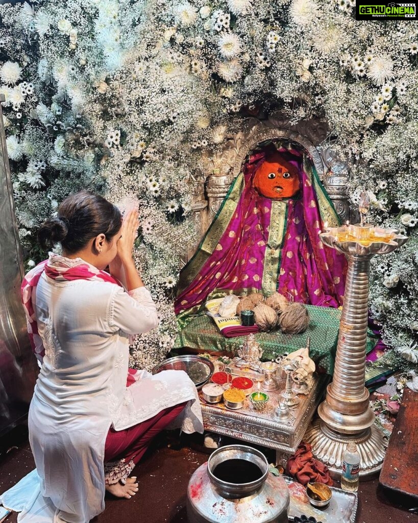 Prajakta Koli Instagram - नजर हाय तुझी कोल्यांवरी ♥️🙏 Ekvira Devi Mandir, Karla, Lonavala