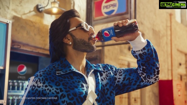 Prajakta Koli Instagram - When your life feels flat, pick up a Pepsi. Kyunki, duniya keechenge neeche , but you got to rise up baby! #PepsiRiseUpBaby