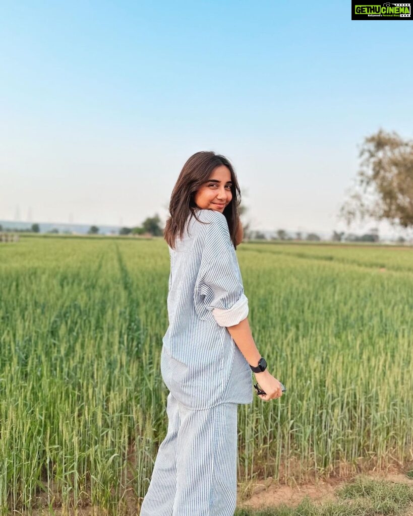 Prajakta Koli Instagram - Part time scarecrow. 🫶🏼 Haryana