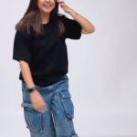 Prajakta Koli Instagram - Might or might not have just shot some pictures with new MERCH!!! Mood is fun only 🤸‍♀️ 🎥 @roverdiaries_ @merchgarage 🫶🏼