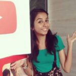 Prajakta Koli Instagram - 8 whole years of waking up and going to work and loving EVERY single bit of it. Happy 8 years, MostlySane. Thank you.🫶🏼 Thank you for giving me the strength to work towards my dreams. I love you. ♥️